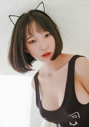 国产香蕉97碰碰久久人人九色_BD英语高清完整版播放