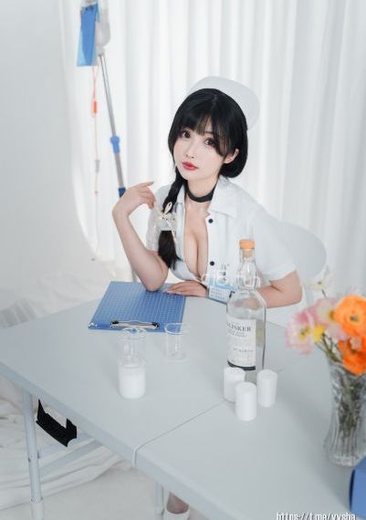无码人妻丰满熟妇一区二区三区_4K迅雷电影在线