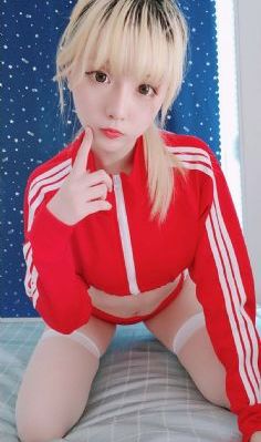 国产精品av丝袜美女美腿呻吟_BD国语免费全集观看