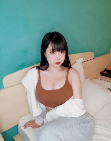 欧美人与兽_国产剧免费观看超清