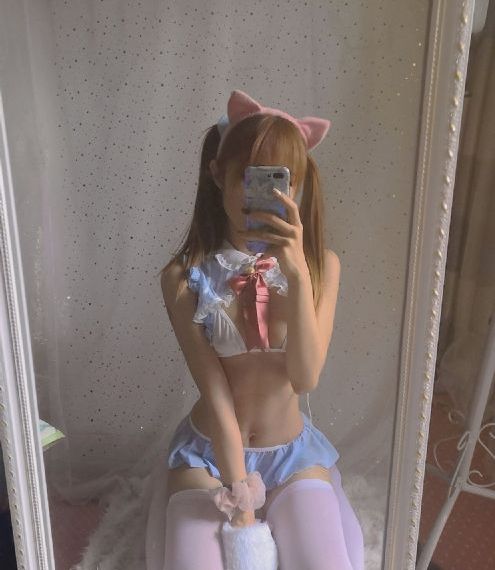 国产美女亚洲精品久久久琪琪_蓝光在线播放