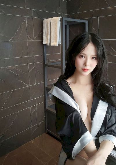 麻豆久久成人大片_BD英语在线观看视频