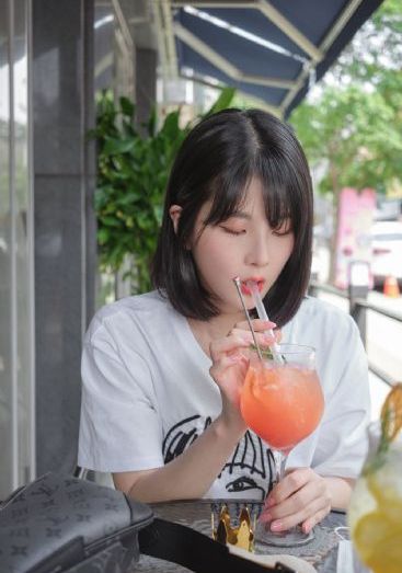 新婚少妇借种猛男_手机在线免费观看