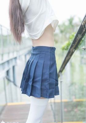国内精品卡一卡二卡三_蓝光免费高清观看