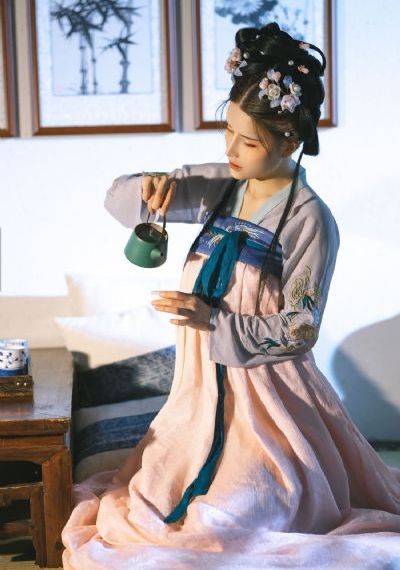 亚洲色婷婷久久精品AV蜜桃小说_国产剧全集免费观看